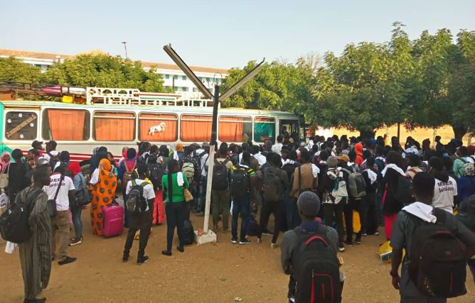 BAYE MATAR NIANG ET SES CAMARADES DU MEER PROMETTENT UN SCORE DE 70 À LEUR CANDIDAT MACKY SALL