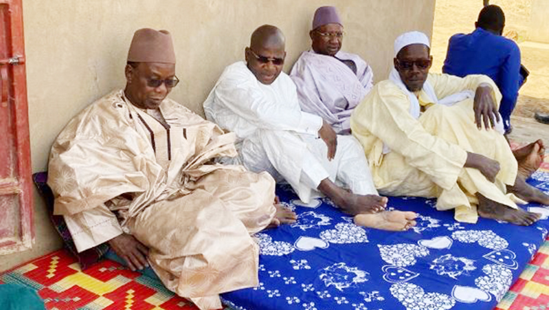 Le Maire Amadou Samba Kane présente ses condoléances à la famille de la défunte à Padalal