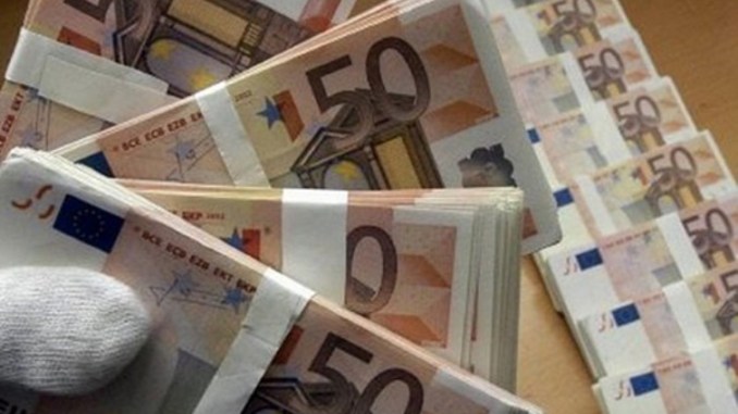 SAISIE DE FAUX BILLETS PAPE DIOP ET FARBA SENGHOR DANS DE SALES DRAPSjpg