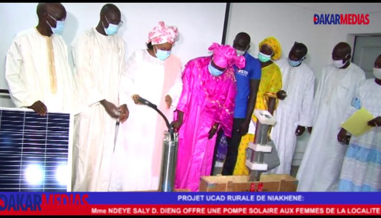 REMISE DE POMPE SOLAIRE AU FEMMES DE NIAKHENE
